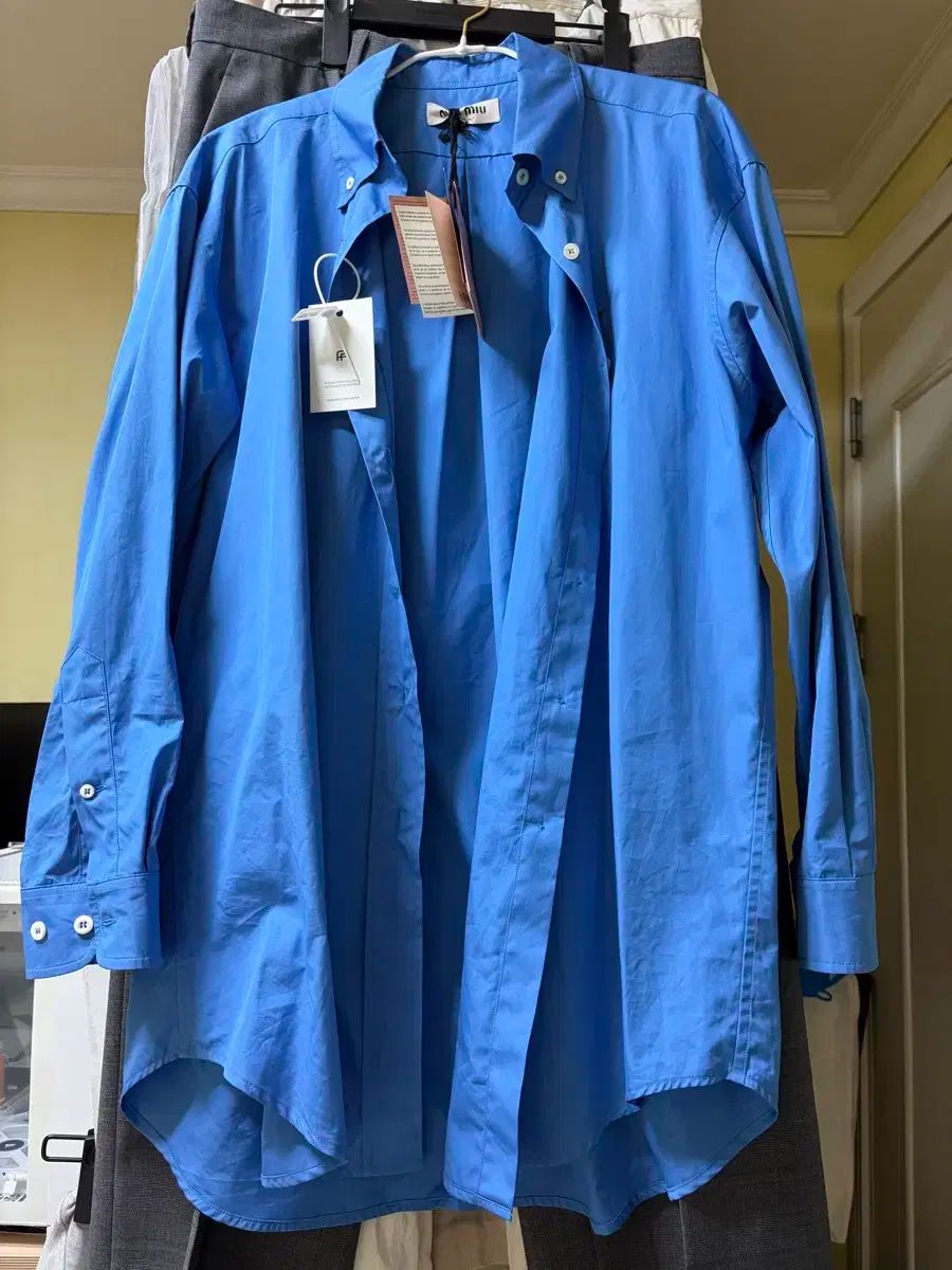 ミュウミュウ オーバーサイズ