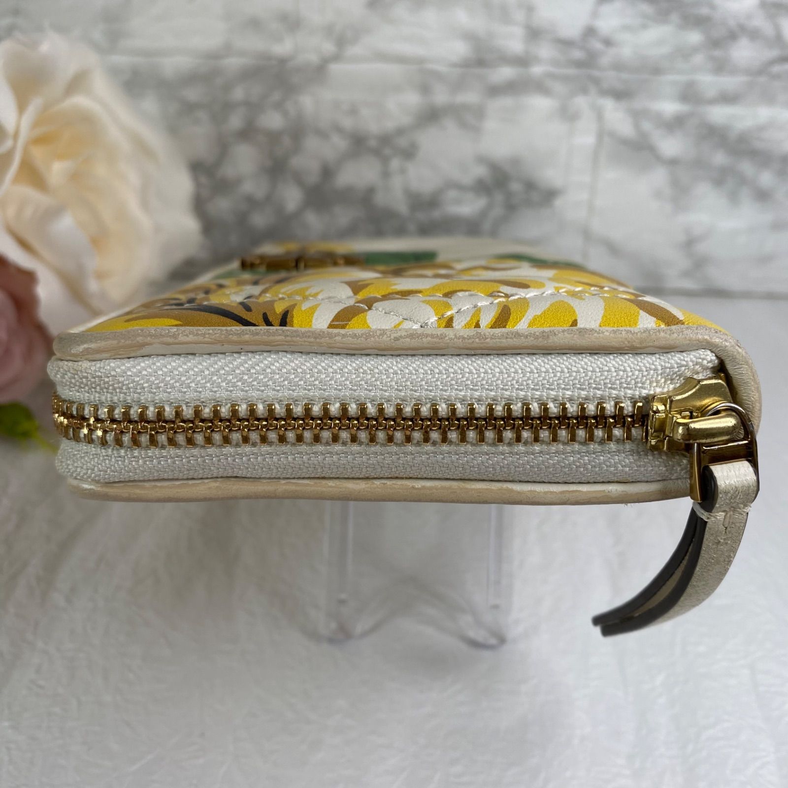 美品】トリーバーチ TORY BURCH エラ Tモノグラム エンブロイダリー 