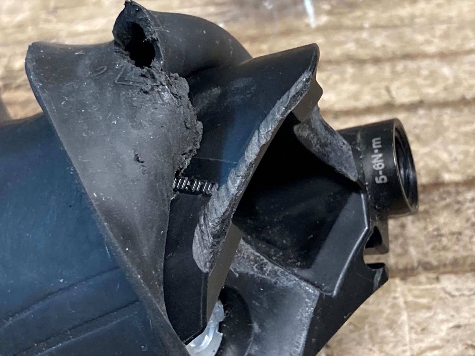 JJ093 シマノ SHIMANO ST-R7020 STIレバー 2x11S ブラケット劣化破れ傷 パーツ 固定部えぐれの為ジャンク DECORATOM_COM_BR