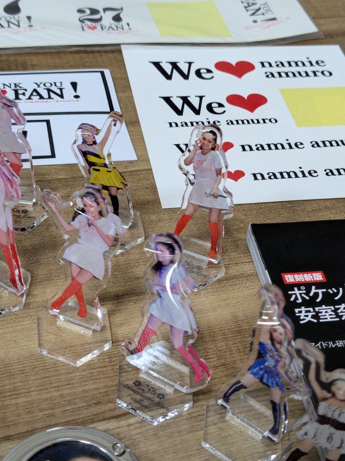 安室奈美恵 グッズ まとめ売り 安室奈美恵 グッズ まとめ売り 安室奈美恵グッズまとめ売り26点 最終価格