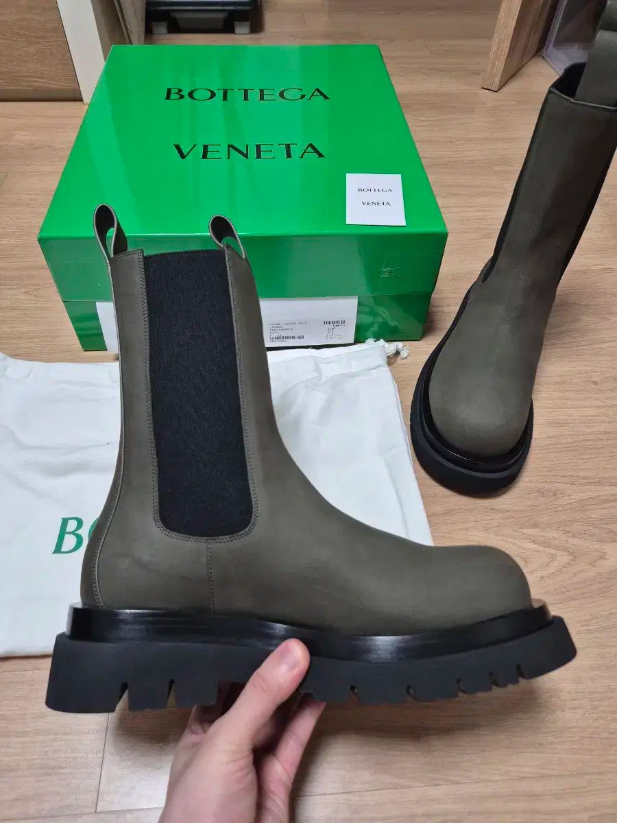 新製品/ 42 ） BOTTEGA VENETA(ボッテガヴェネタ) ラグ ブーツ