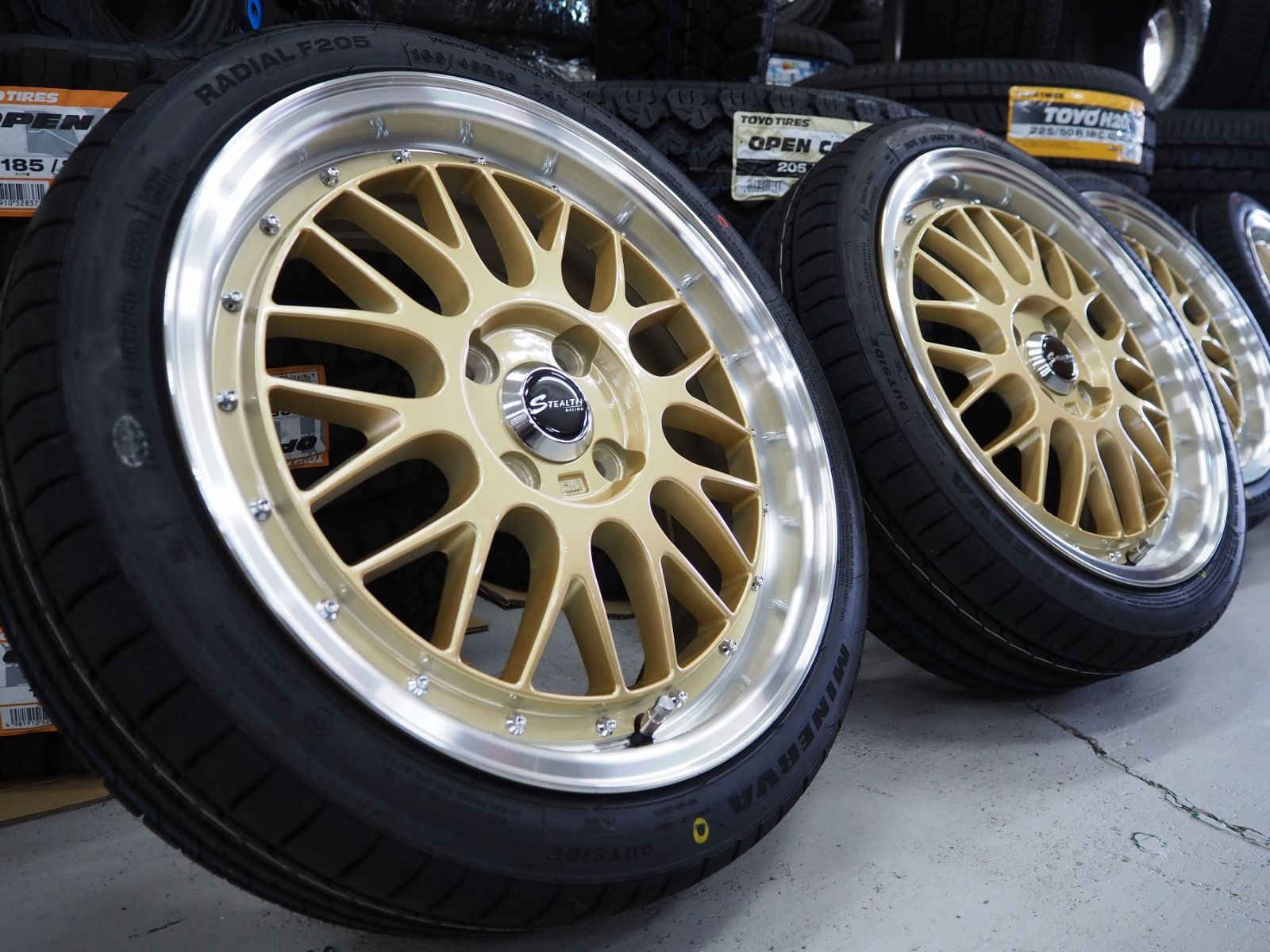 カスタムサイズ 深リム メッシュ ステルスレーシング プログレス ME02 16inch 6.0J 4-100 43 GL165|45R16 軽自動車