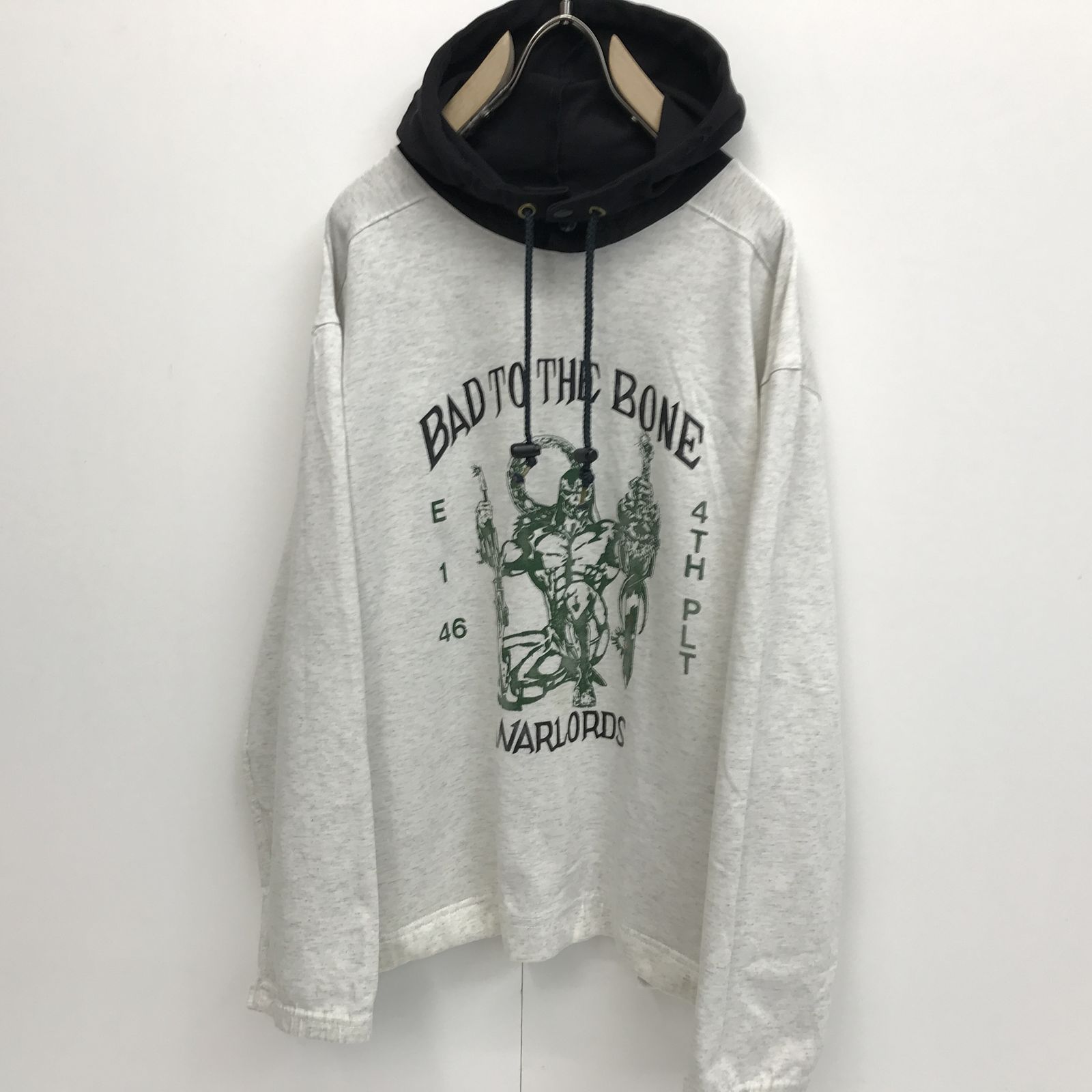 【物流センター】 中古 King Louie | キングルイ パーカー PRO FIT キングルイ 90年代 USA製 ドクロ将軍？プリントフード切り替えパーカー ML 長袖 グレー 【906】