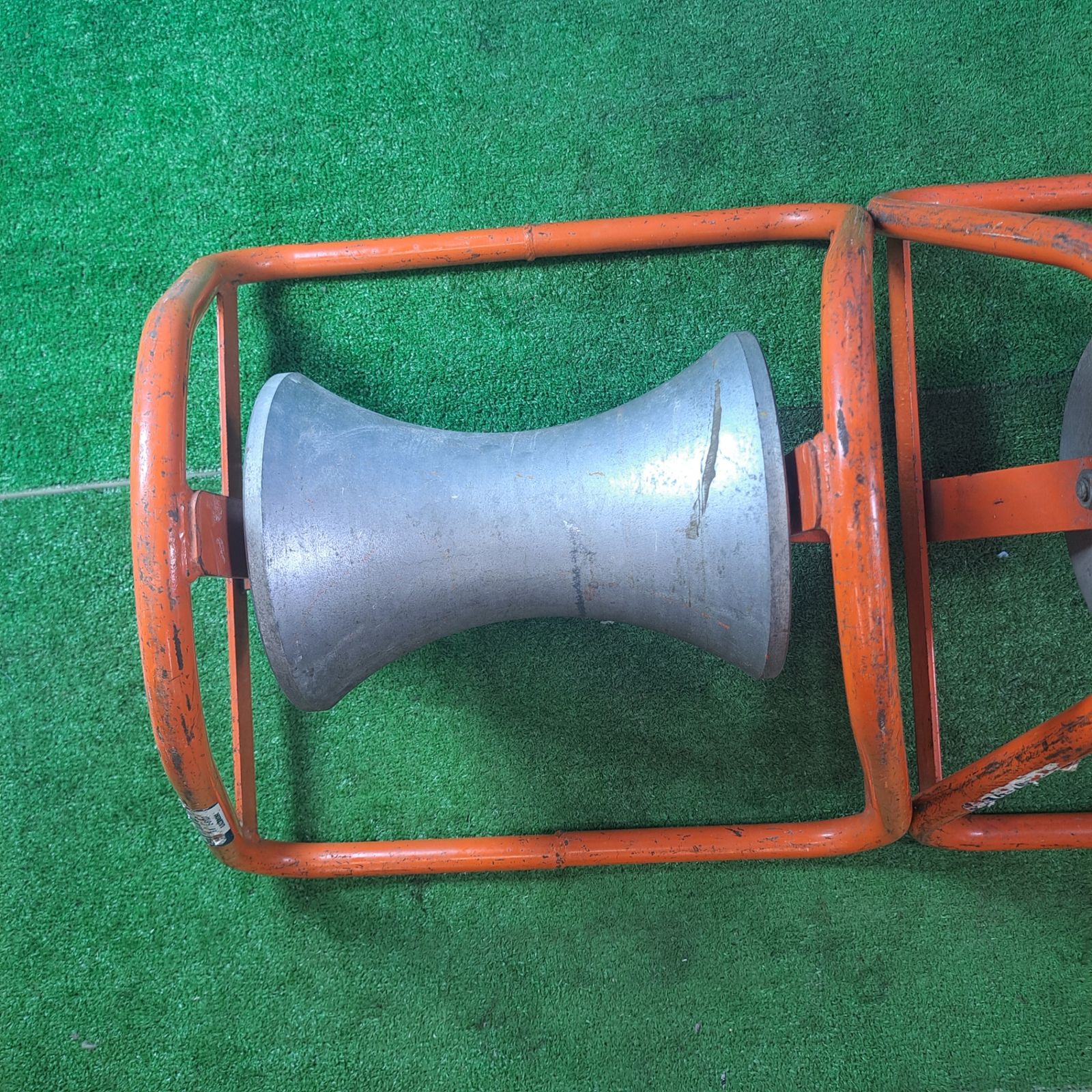 ミノル工業 プロメイト PROMATE ケーブルローラー E-6102 2個セット 岩槻店