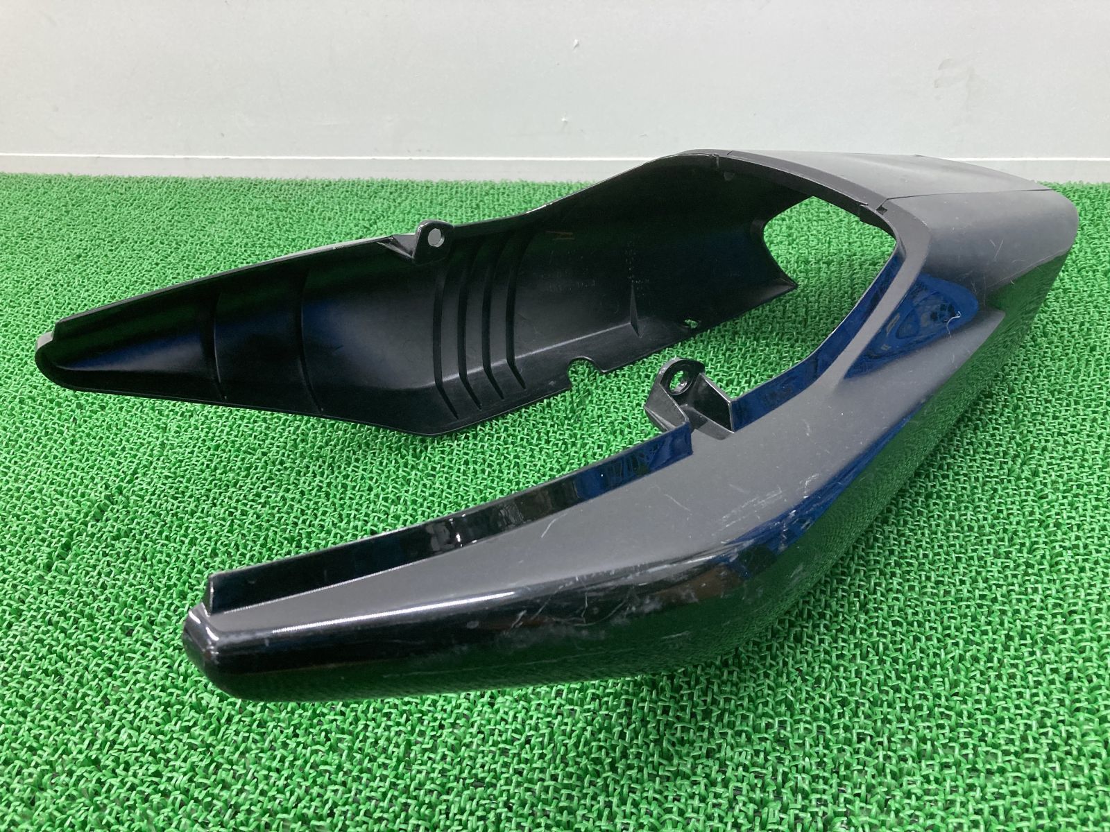 XJR400R テールカウル 黒 4HM ヤマハ 純正 中古 バイク 部品