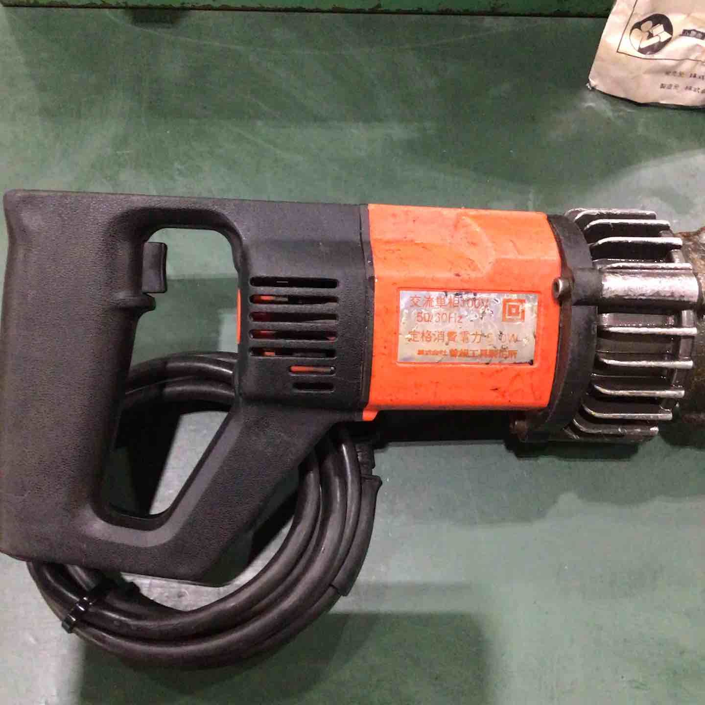 育良精機