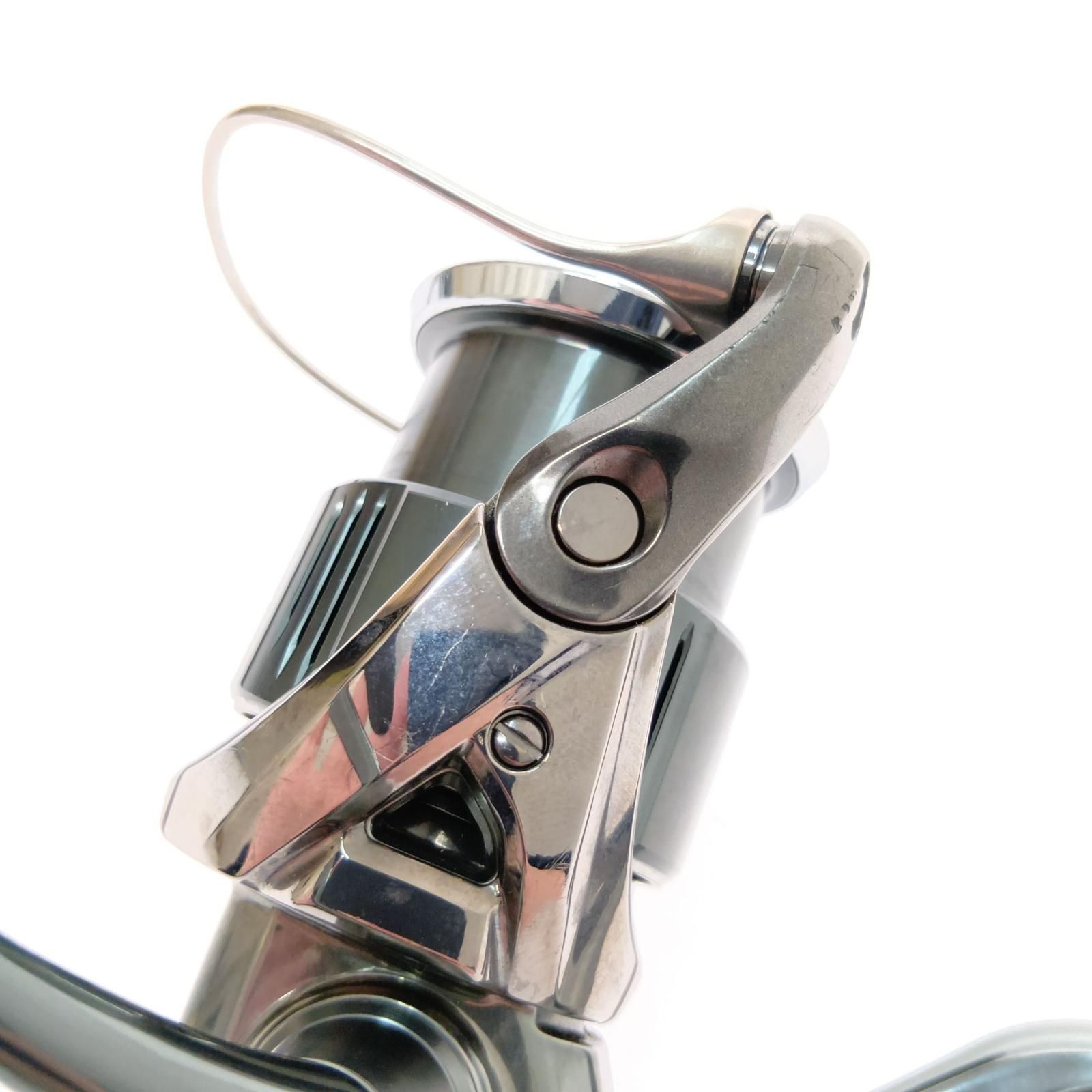 動く □□SHIMANO シマノ 22 ステラ C3000MHG 043917 本体のみ