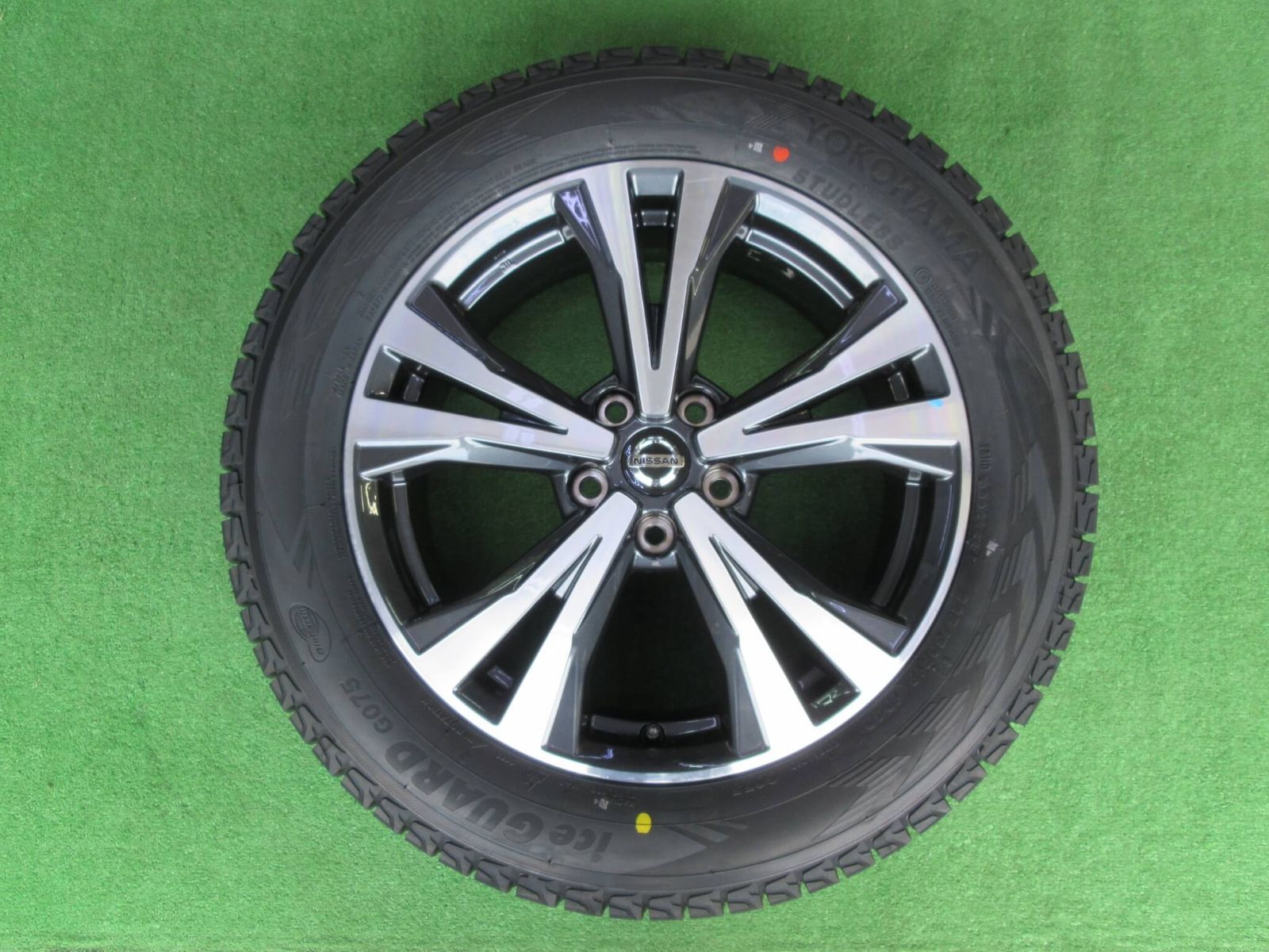 日産 Ｔ３２系エクストレイル純正 スタッドレスセット 7J-18 5H114.3 45 ヨコハマ アイスガードG075付き