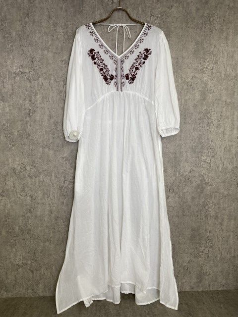 中古】ｲﾝﾄﾞ製 NE QUITTEZ PAS ﾇｷﾃﾊﾟ ｺｯﾄﾝﾎﾞｲﾙ刺繍ﾊﾞｯｸﾘﾎﾞﾝﾜﾝﾋﾟｰｽ