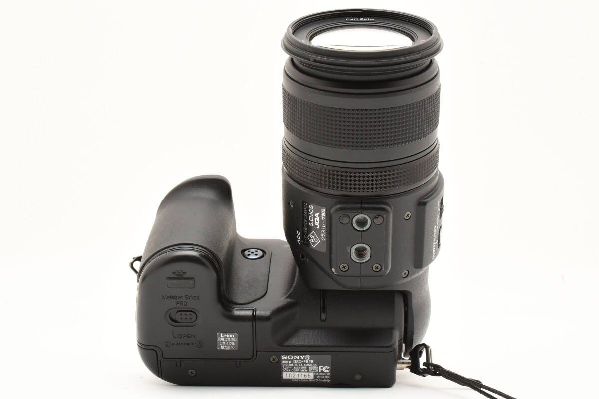 ☆美品☆ソニー SONY Cyber-shot DSC-F828 コンパクトデジタルカメラ 