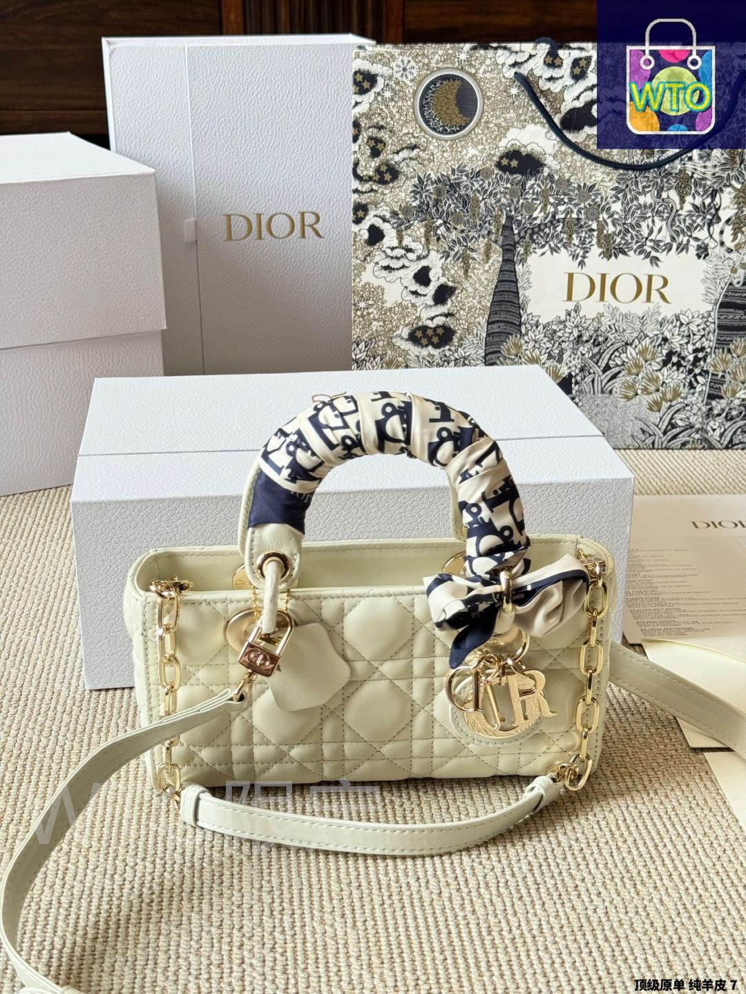 今日特価】Dior ディオール レディ ディージョイ 横型ディアナ