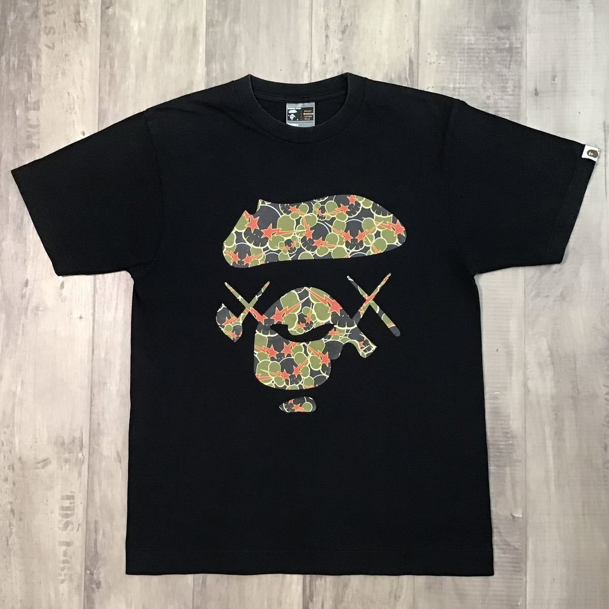 ☆激レア☆ KAWS × BAPE skull sta big face Tシャツ Mサイズ カウズ a bathing ape エイプ ベイプ  アベイシングエイプ NIGO - メルカリ