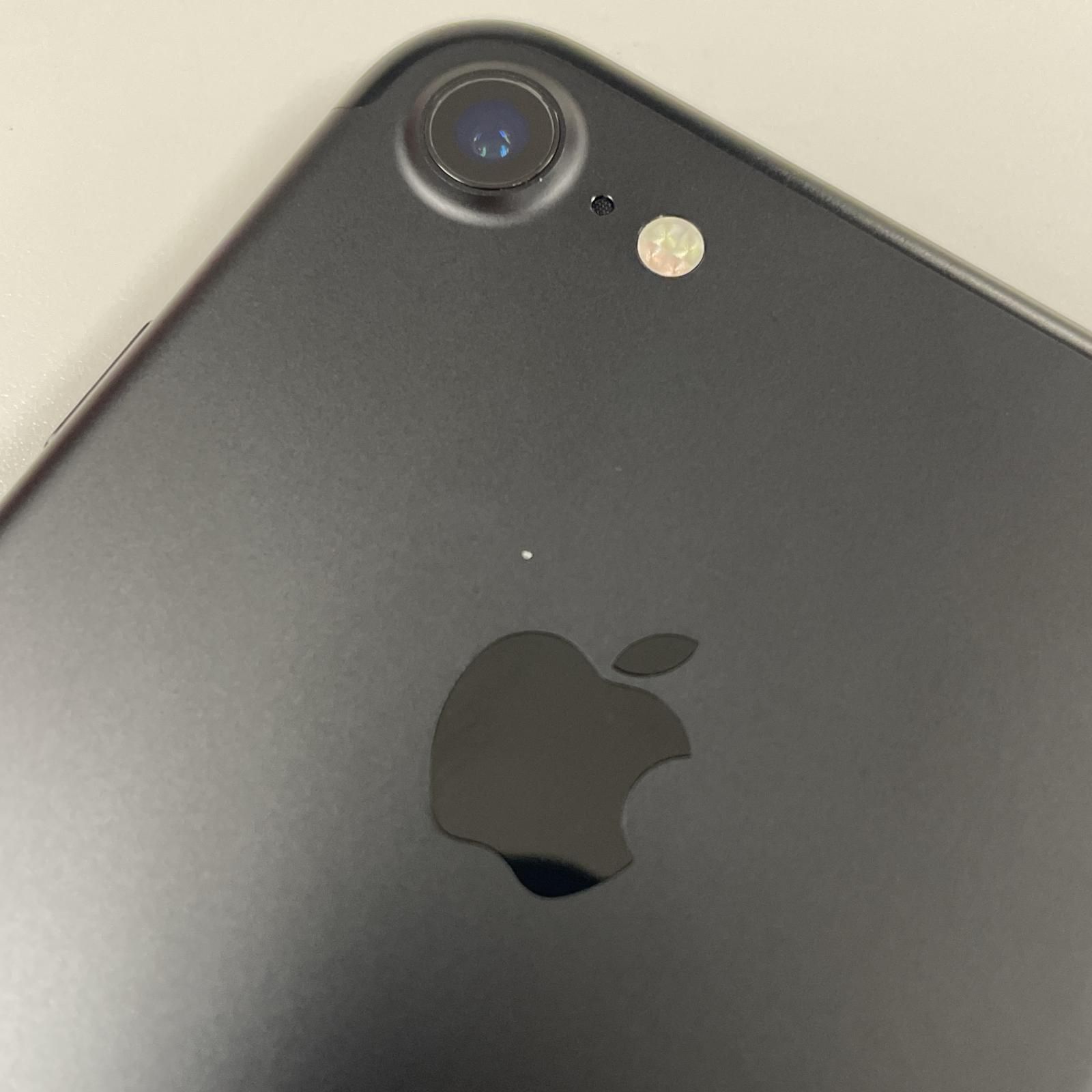 au iPhone 7 128GB ブラック - メルカリ