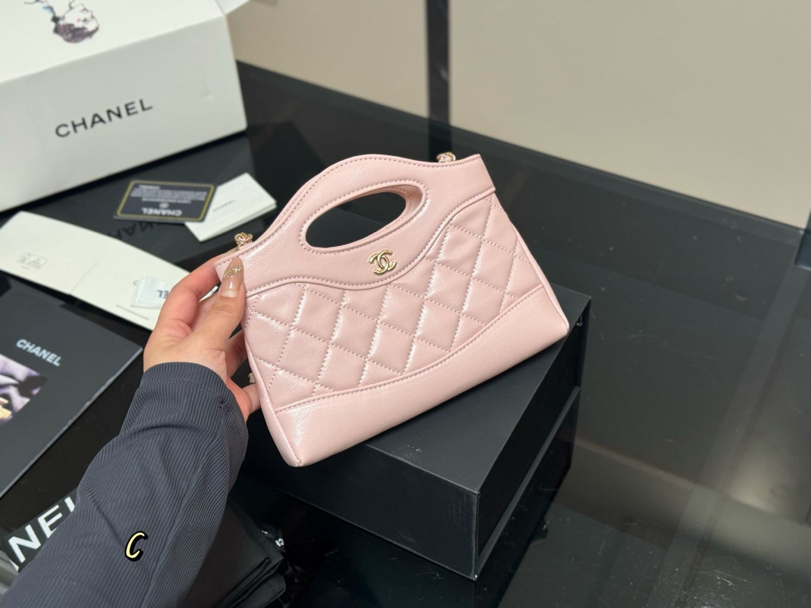 国内発送◆大人気♡スマホが入るミニバッグ 25S【CHANEL】 今日特価】Chanel 25bag ミニ（シャネル 25s ミニバッグ