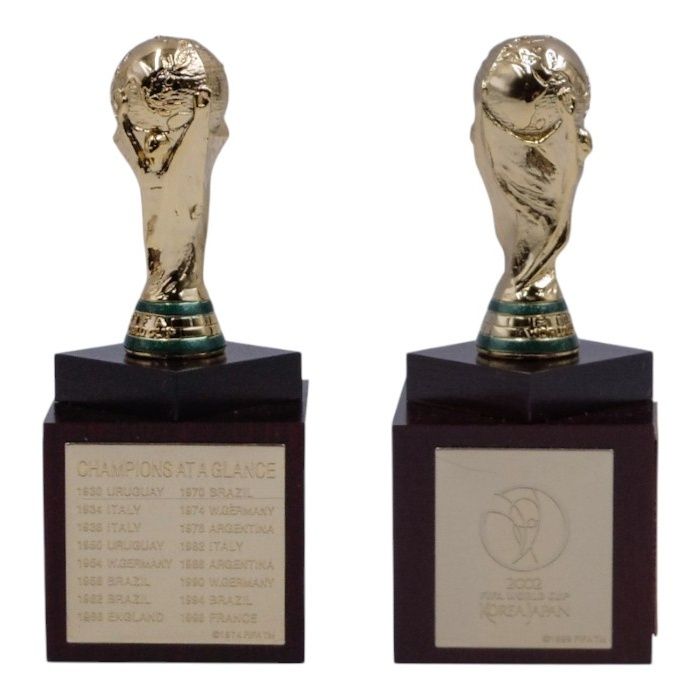 2002 サッカー FIFA 日韓ワールドカップ トロフィー オーナメント ミニ