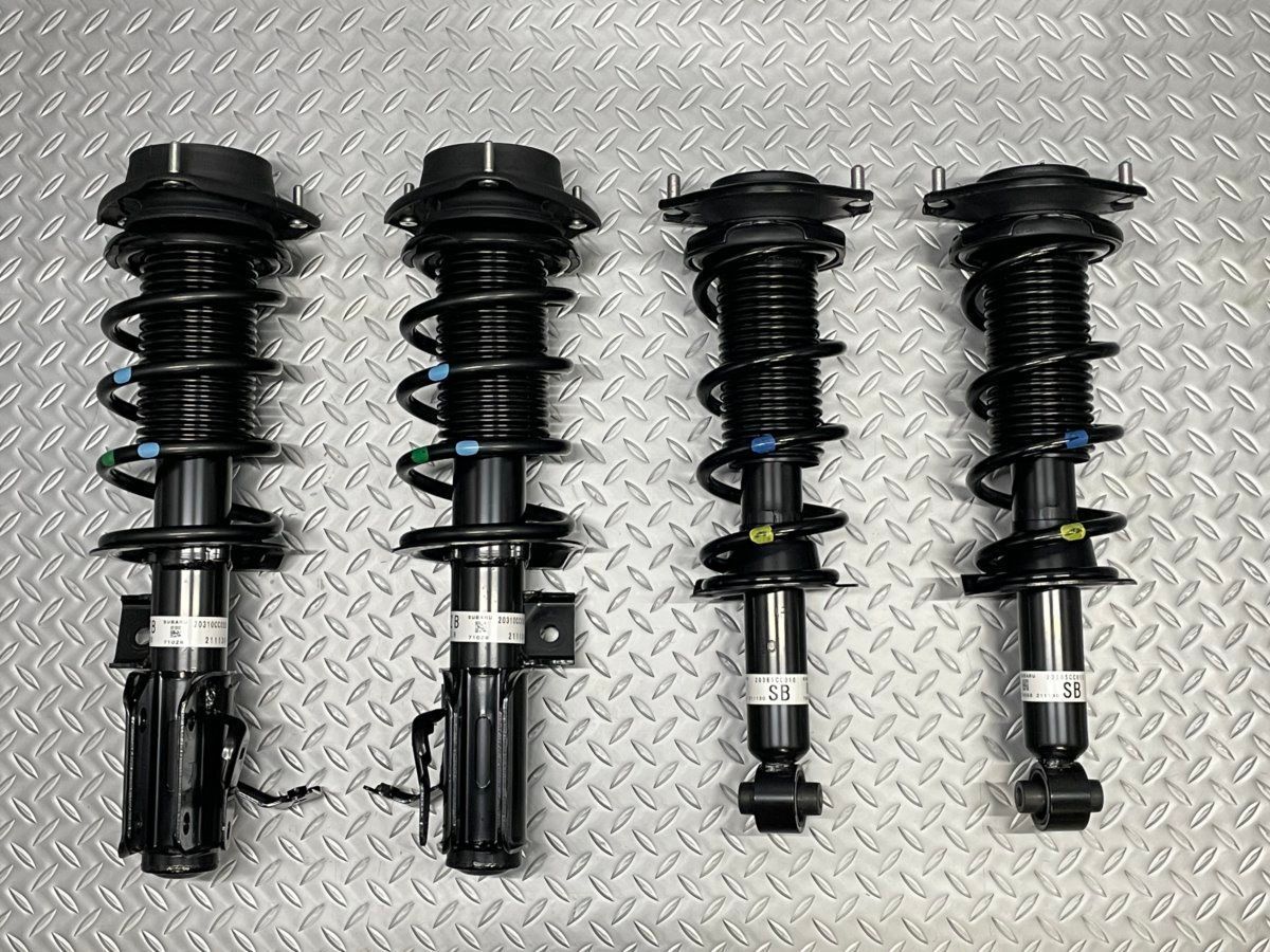 送料無料【新車外し】GR86 ZN8 RZ 純正 サスペンションキット 前後