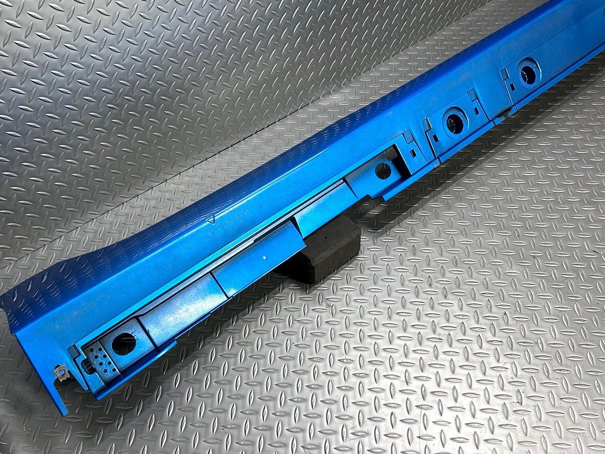 プリウス ZVW50 右サイドステップ S 1G3 75850-47030-B1 M奥 004470