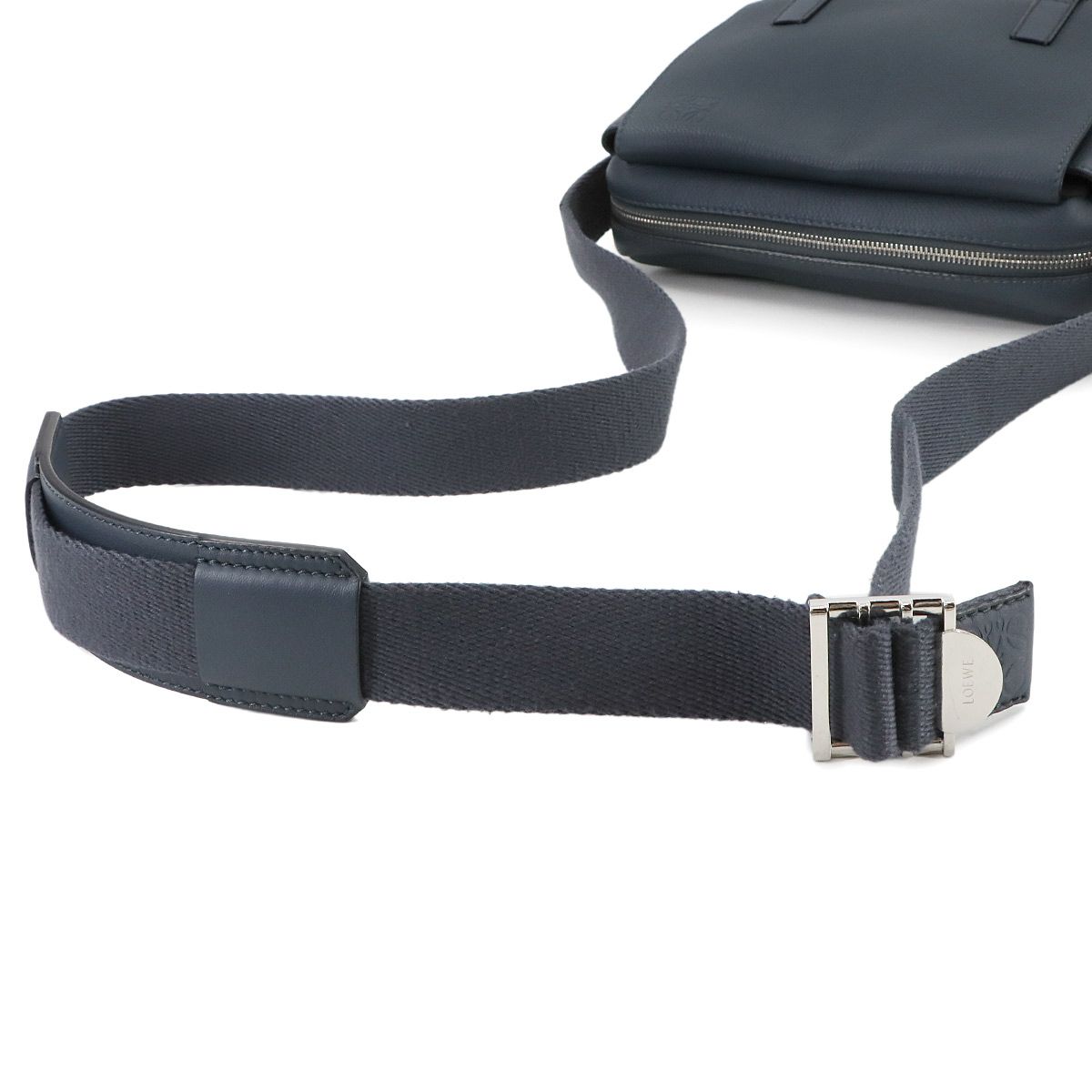 LOEWE ミリタリー メッセンジャーバッグ XS ミリタリー メッセンジャーバッグ XS（ソフトグレインカーフ