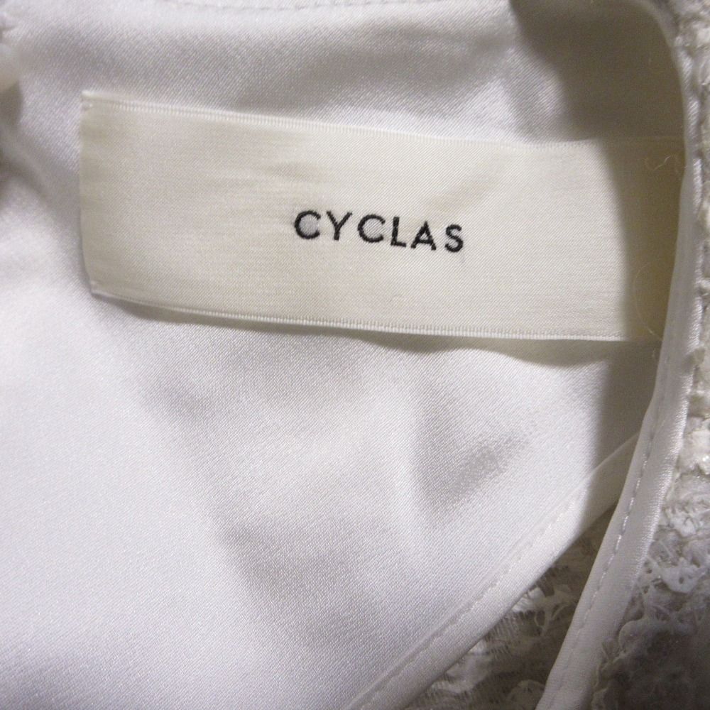 CYCLAS シクラス ギャザー ブルゾン ジャケット 34 ホワイト 美品 新品CYCLAS シクラス ギャザー ブルゾン ジャケット 34 ホワイト