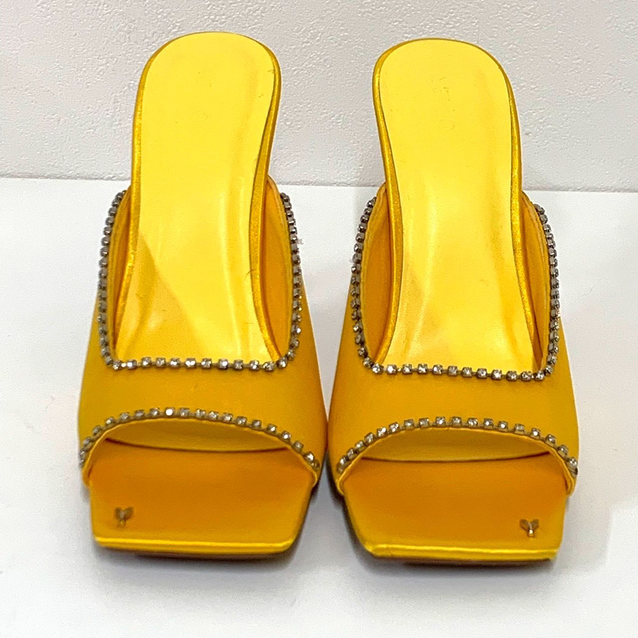 yelloサンダル YELLO 黒 サンダル 箱付き XL 正規品 YELLO 黒 サンダル