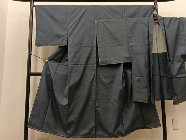 平和屋着物男性　本場大島紬　アンサンブル　100亀甲　正絹　逸品　未使用　BAAM7121ui