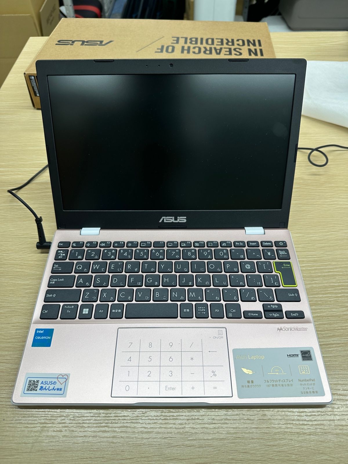 ASUS ノートパソコン ローズピンク E210KA-GJ03PWS 軽量PC