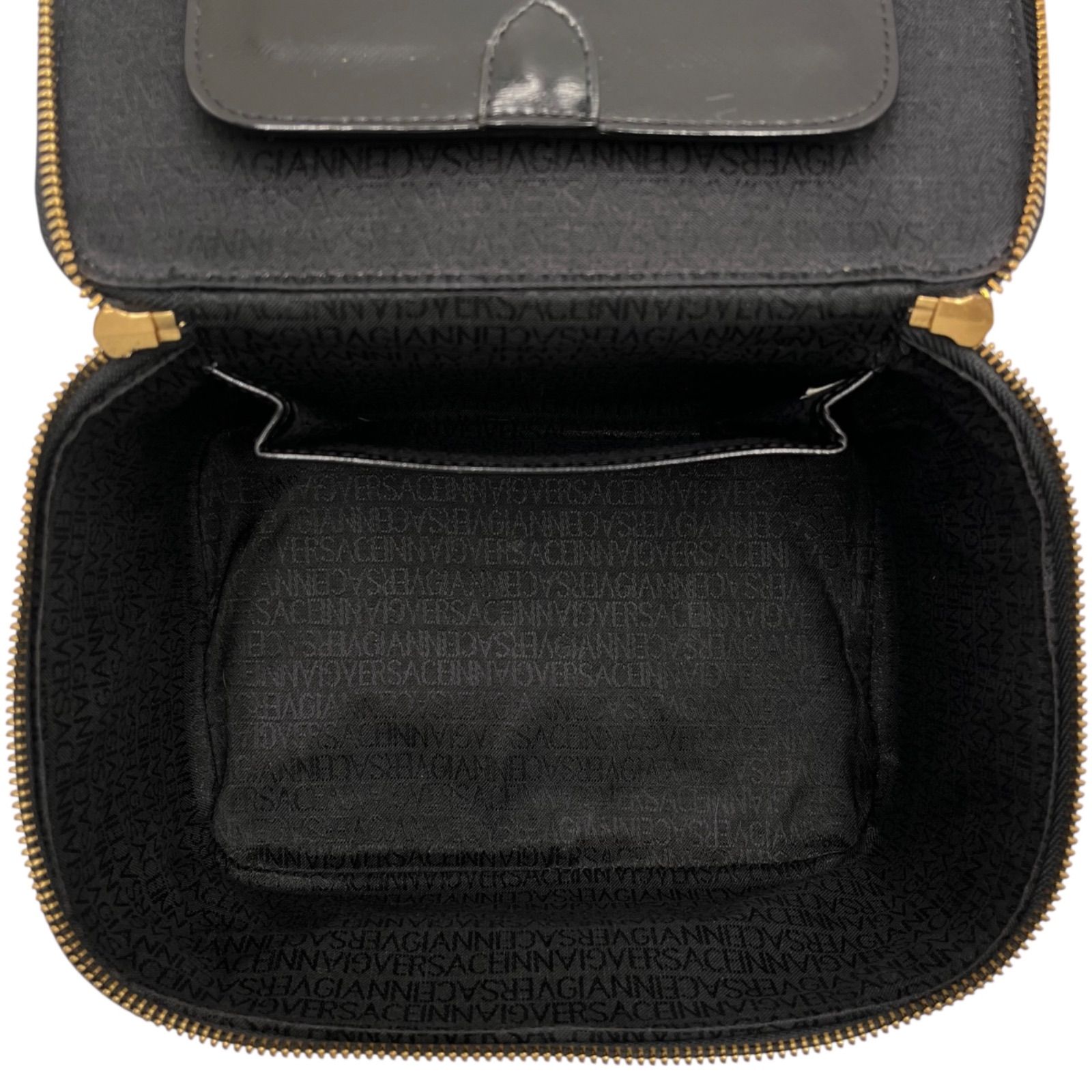 GIANNI VERSACE ジャンニヴェルサーチ バニティバッグ メイクポーチ