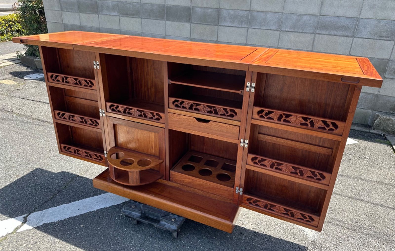 ビンテージ花梨バーカウンターワインラックサイドボードバーキャビネット