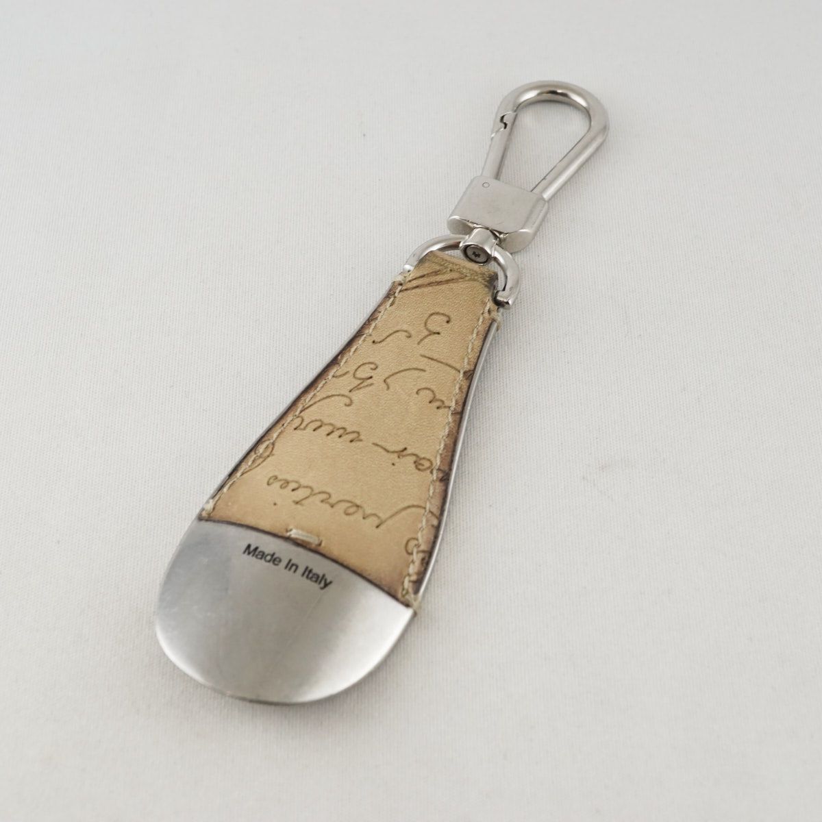 Berluti ベルルッティ 品 メンズ ブランド 靴べら フルスクリットレザー シューホーン キーリング ベージュ シルバー金具 X 8033