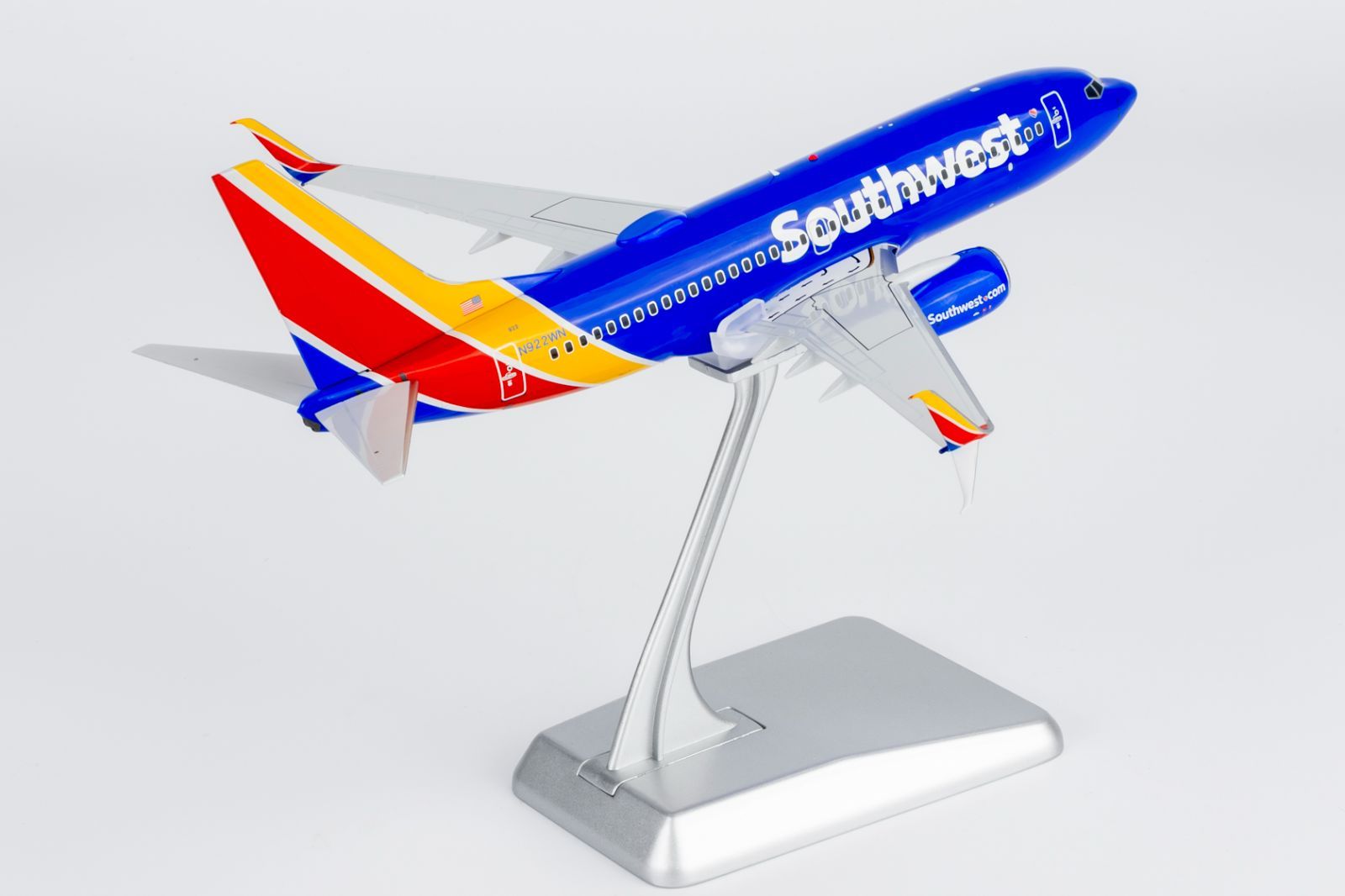 超メルカリ市限定価格 サウスウエスト航空 スナップフィットモデル NGmodel サウスウエスト航空 737-700 N922WN 1/200 05022 - メルカリ