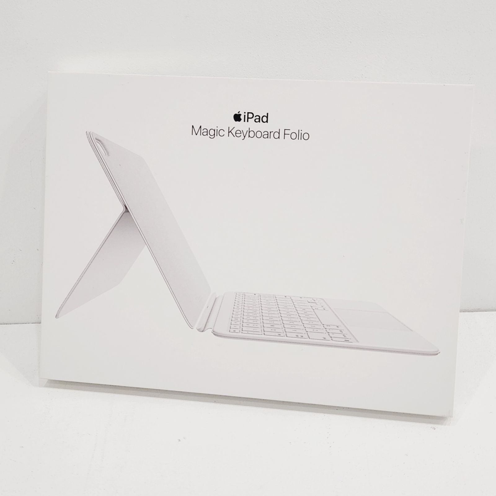 【小牧店】ipad(第10世代)Apple Magic Keyboard Folio  【K423-0856】