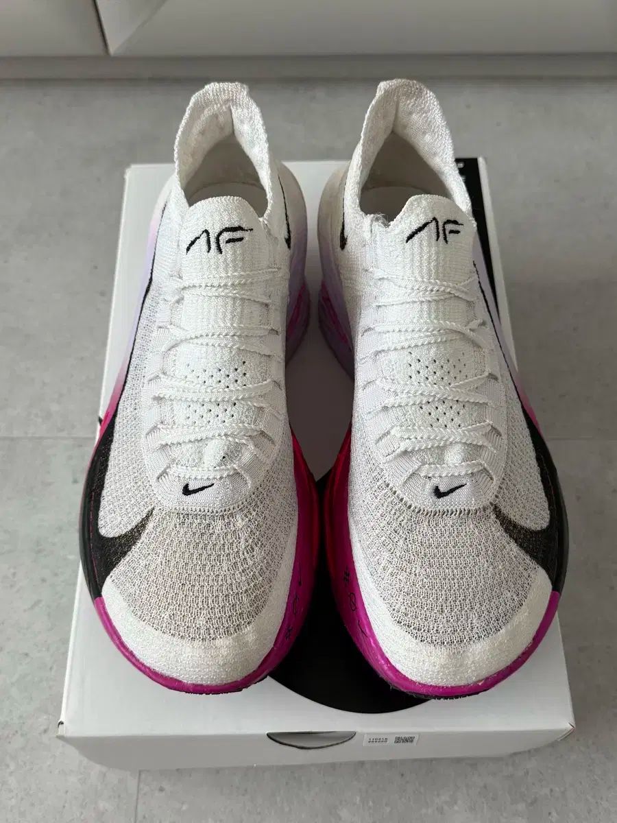 ナイキ　アルファフライ2 新しくなった「ナイキ エア ズーム アルファフライ ネクスト％ 2」