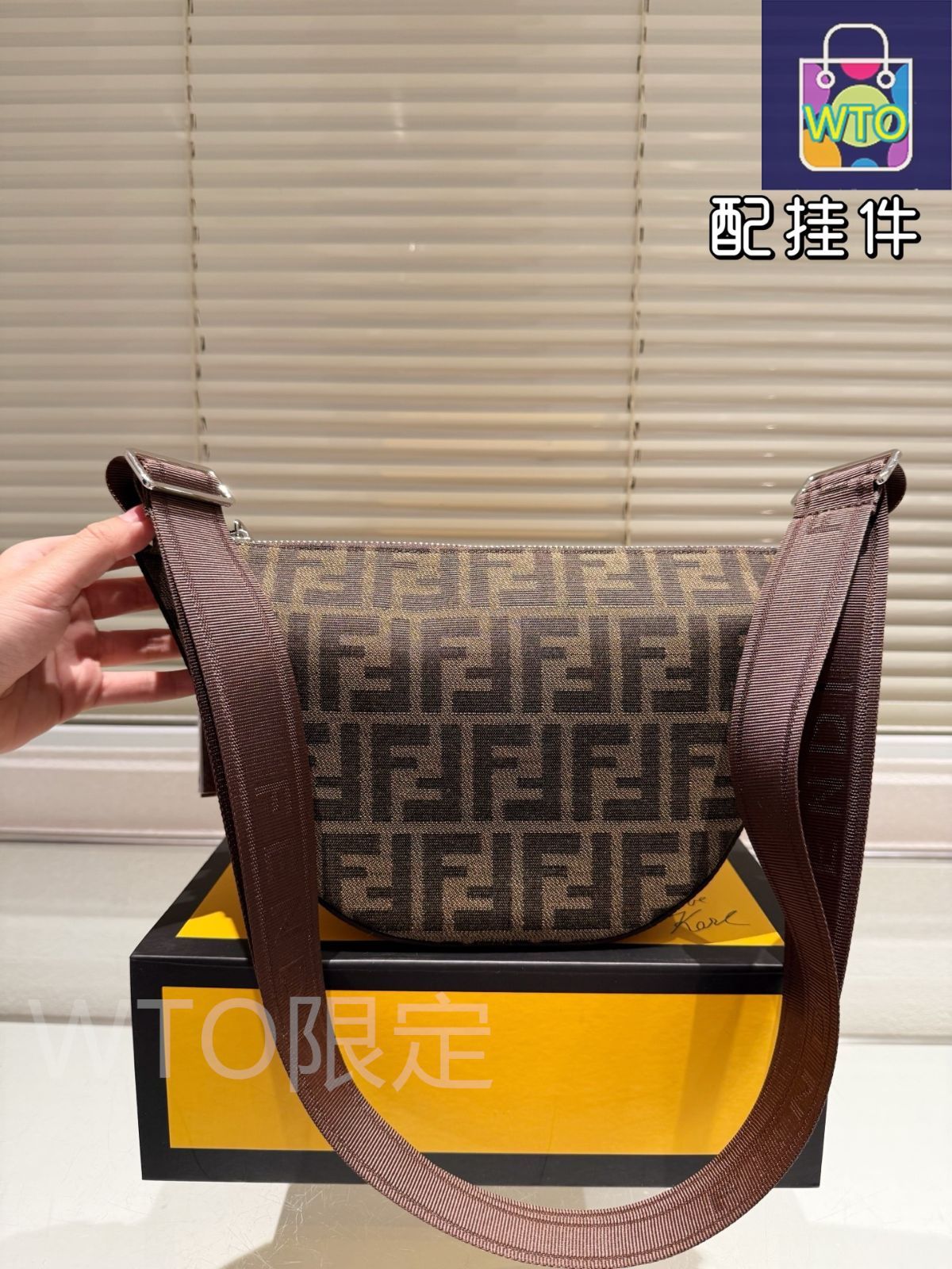 フェンディ ブラック ザークロスボディバッグ バゲット カーフレザー ブラック | Fendi