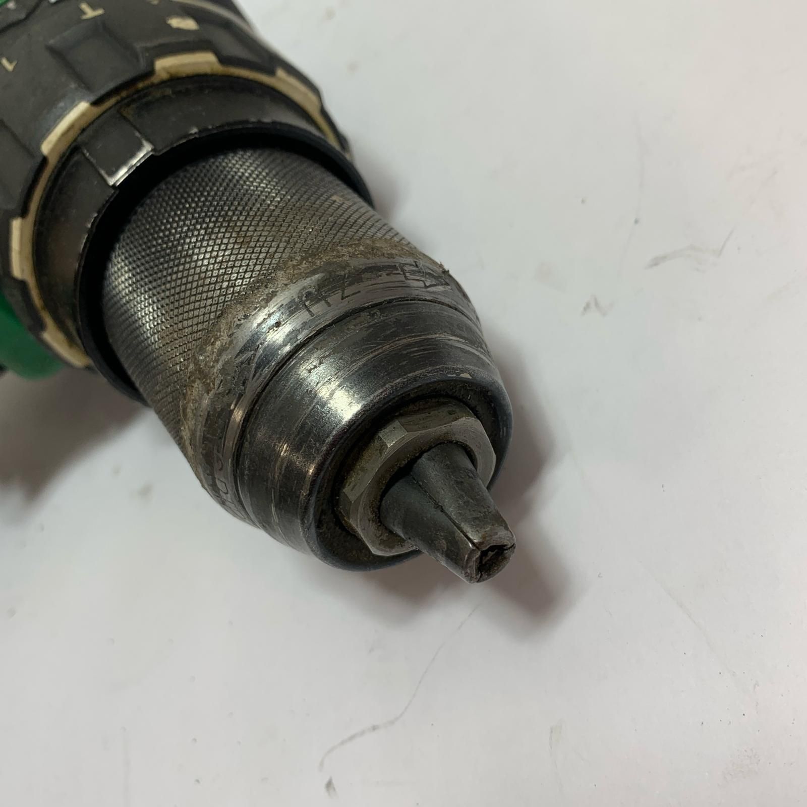 13mm コードレス振動ドライバドリル