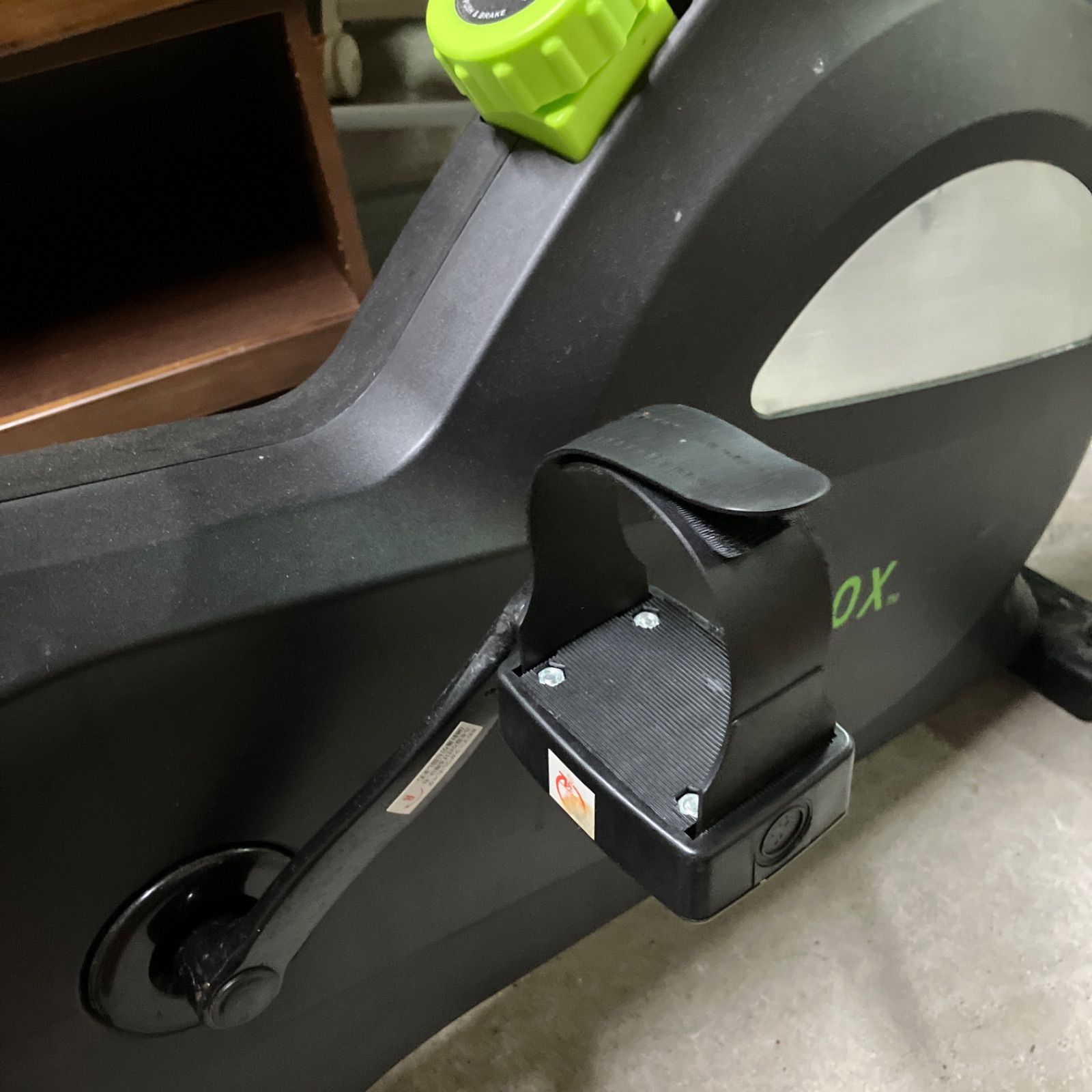 FITBOX 第3世代 フィットネスバイク エアロバイク スピンバイク 静音 