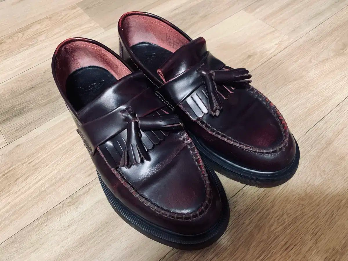 230 DR. MARTENS(ドクターマーチン) エイドリアン チェリー