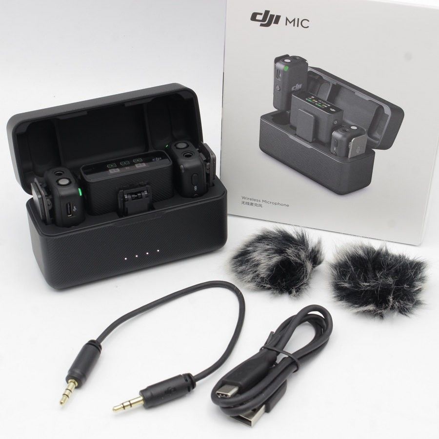 美品】DJI Mic MICFCC ワイヤレスマイク トランスミッター×2 + レシーバー + 充電ケース 本体 - メルカリ