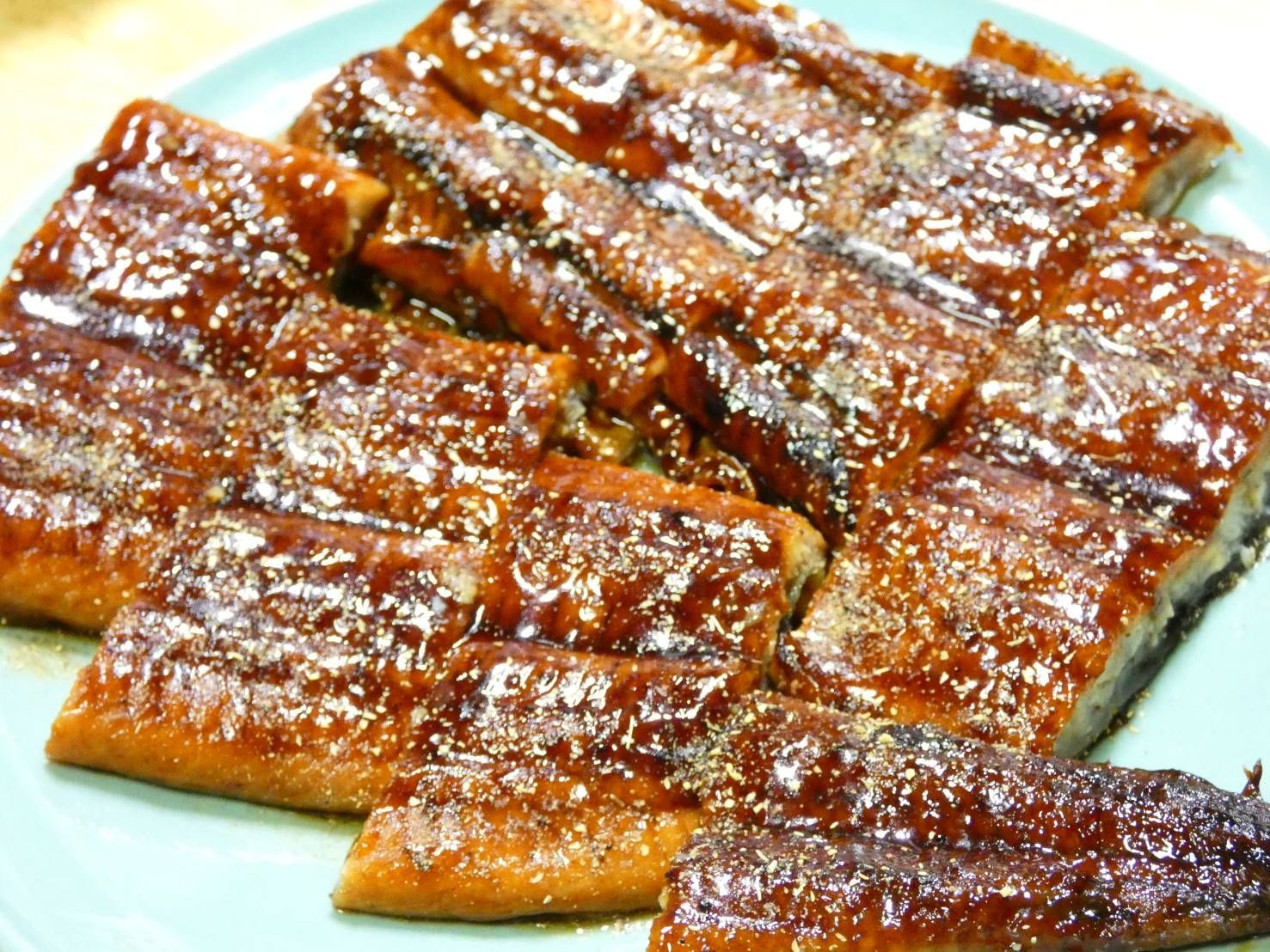 メガ蒲焼うなぎ（中国産冷凍）5尾入⑬ ほぼ送料無料メガ蒲焼うなぎ（中国産冷凍）5尾入 - メルカリ