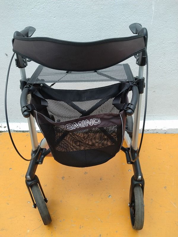 パラマウントベッド ハンディウォーク handicare GEMINO30 歩行器