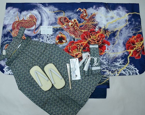 七五三 五歳 男児 羽織袴フルセット 着物 金刺繍 綸子地 紺地 龍 豪華 