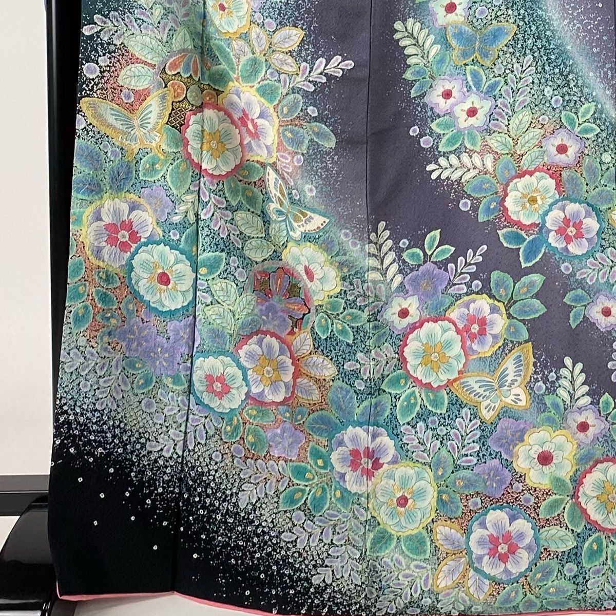 振袖 身丈170.5cm 裄丈68cm L 袷 蝶 草花 金彩 ぼかし 灰紫 正絹