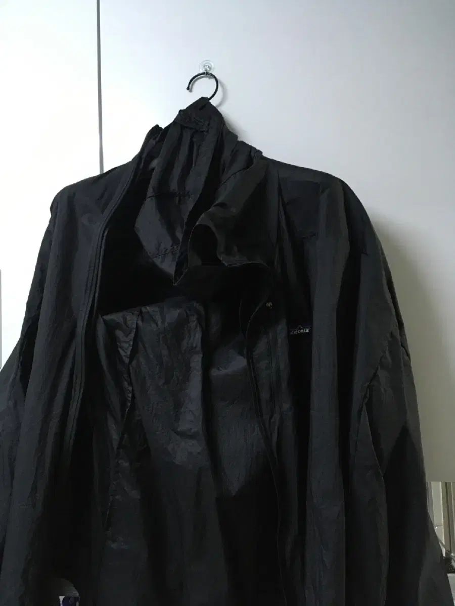 patagonia パタゴニア フーディーニ ジャケット XL