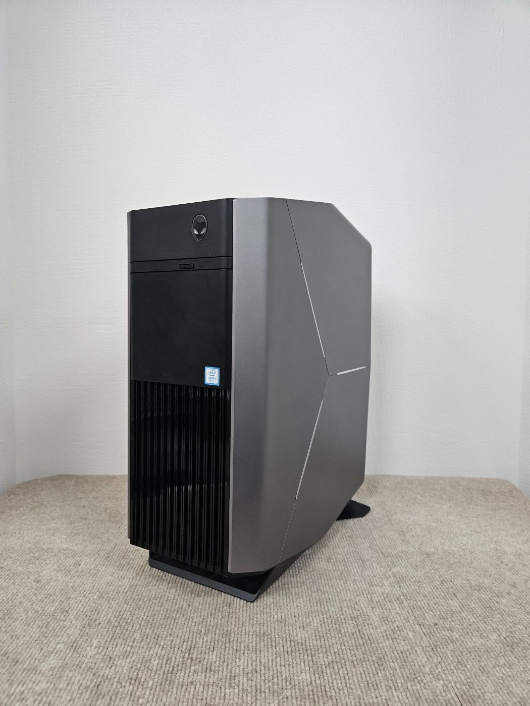 ゲーミングパソコンDell ALIENWARE AURORA R8 Intel Core i9-9900K 32GBメモリ M.2 SSD  512GB+2TB HDD NVIDIA RTX2080Ti - メルカリ