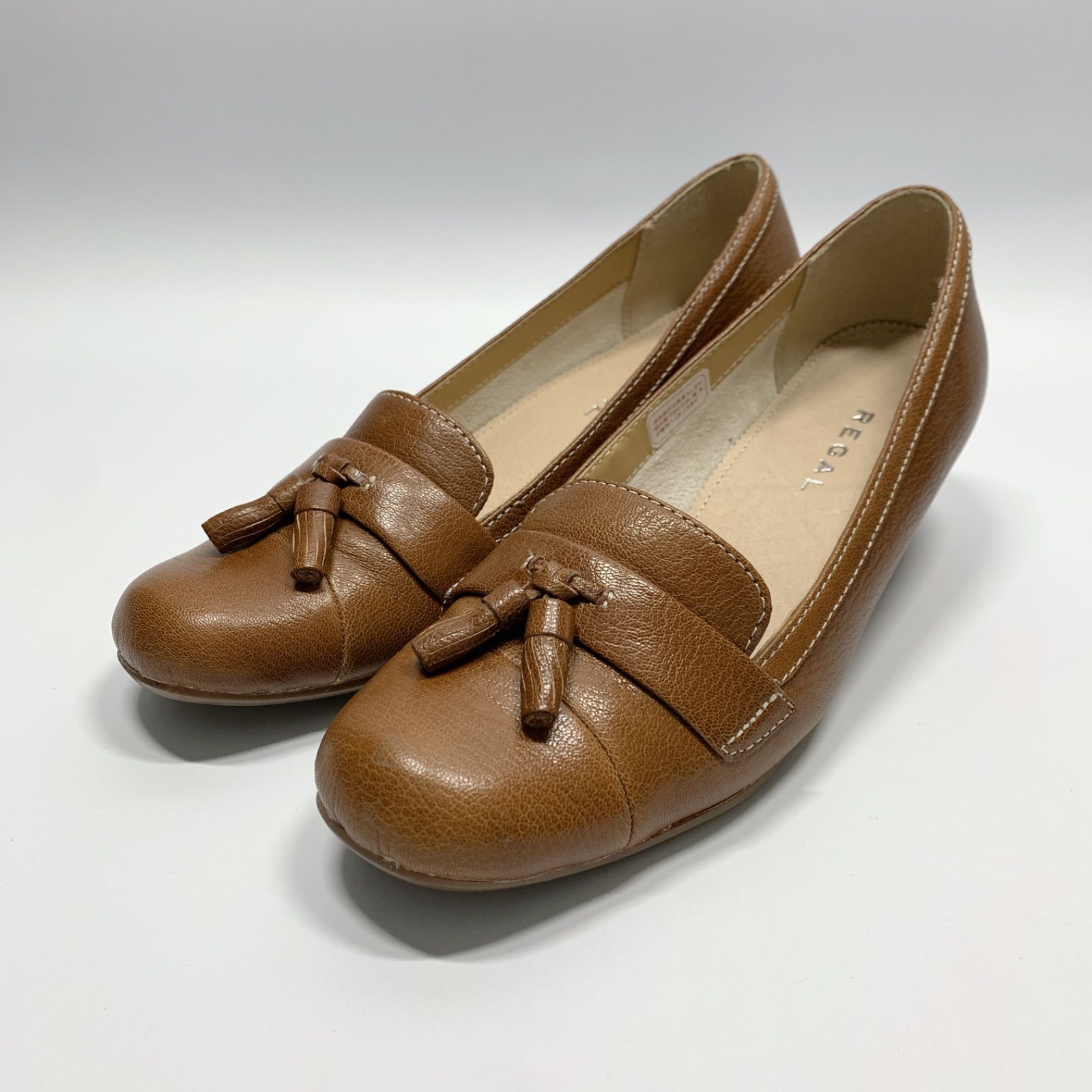 美品〇 REGAL リーガル タッセル付き パンプス レザー キャメル 23 