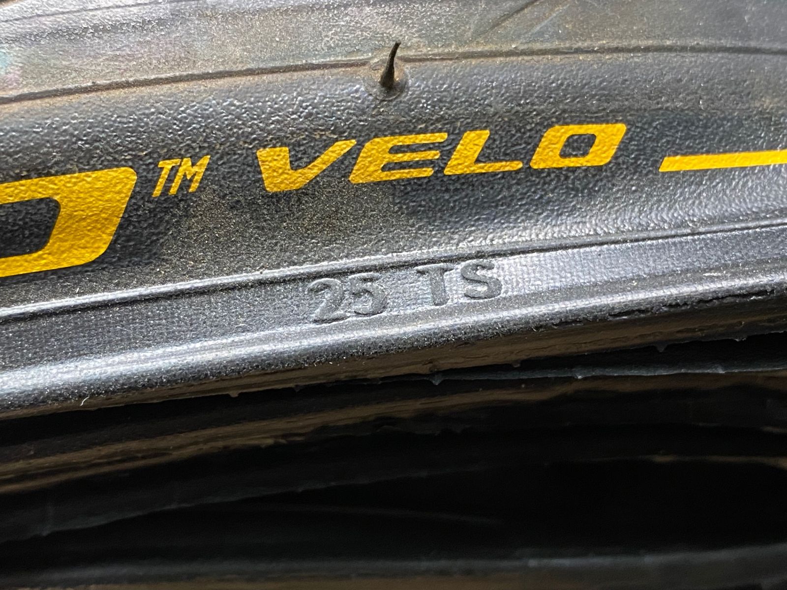 VELO クリンチャータイヤ
