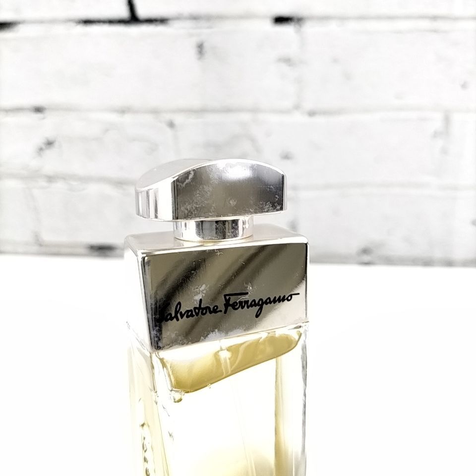 Salvatore Ferragamo 】J 200 A-1 50ml ほぼ満タン POUR FEMME