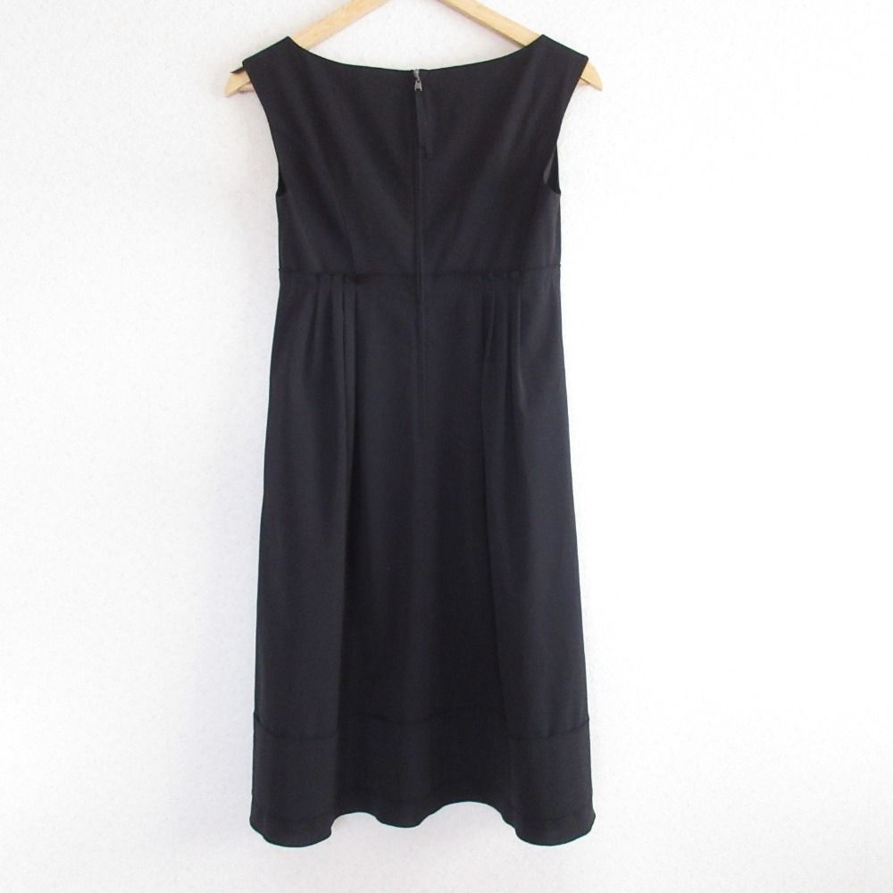 極美品　FOXEY NEW YORK フレア　ワンピース　ノースリーブ　ネイビー 美品 FOXEY NEW YORK フォクシーニューヨーク クールストレッチ