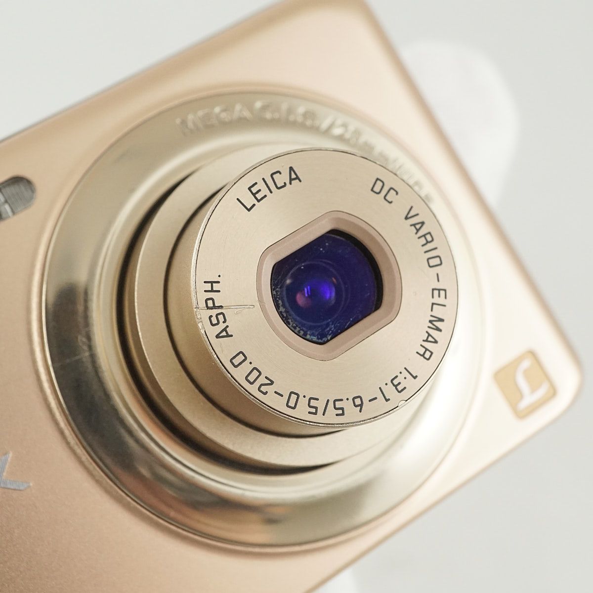 Panasonic LUMIX DMC-FH7 デジタルカメラ USED美品 本体＋