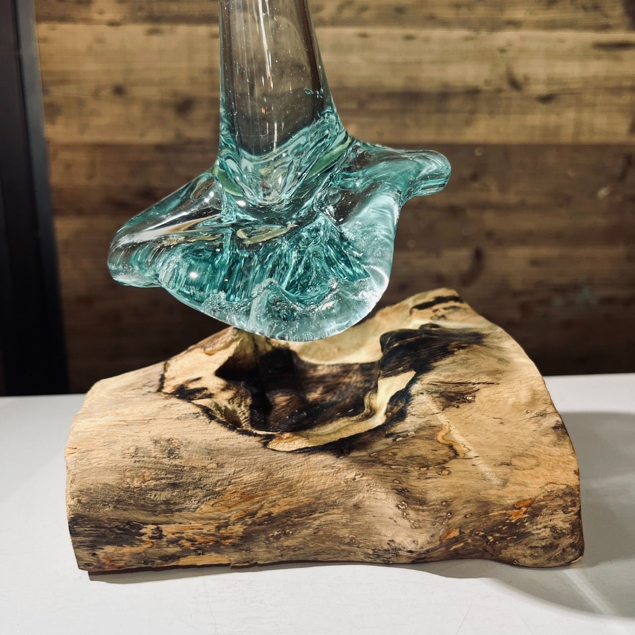 ガラスに欠けあり No.M15