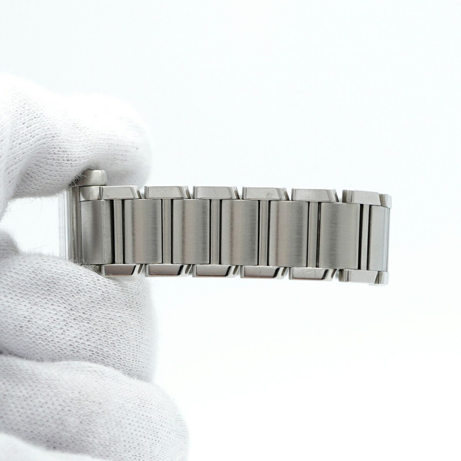 アイボリー文字盤腕時計